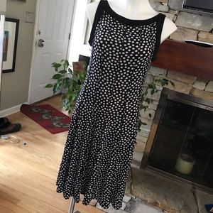 Black & white fit & flare dress